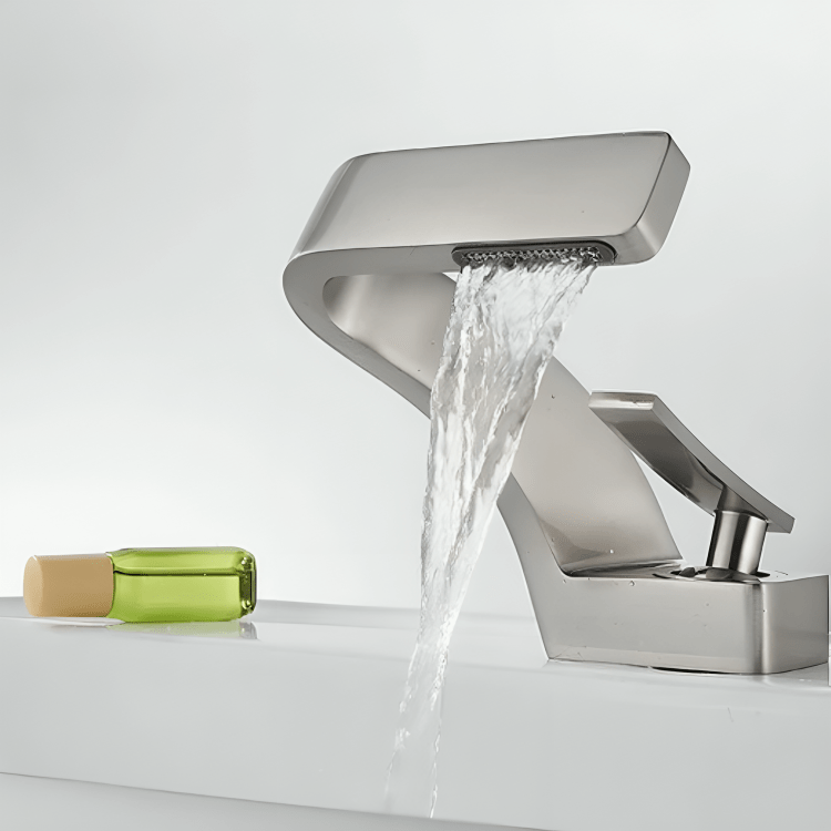 Mitigeur lavabo orange cascade – Robinet moderne