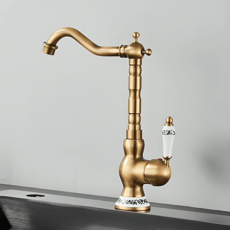 Robinet en laiton antique salle de bain