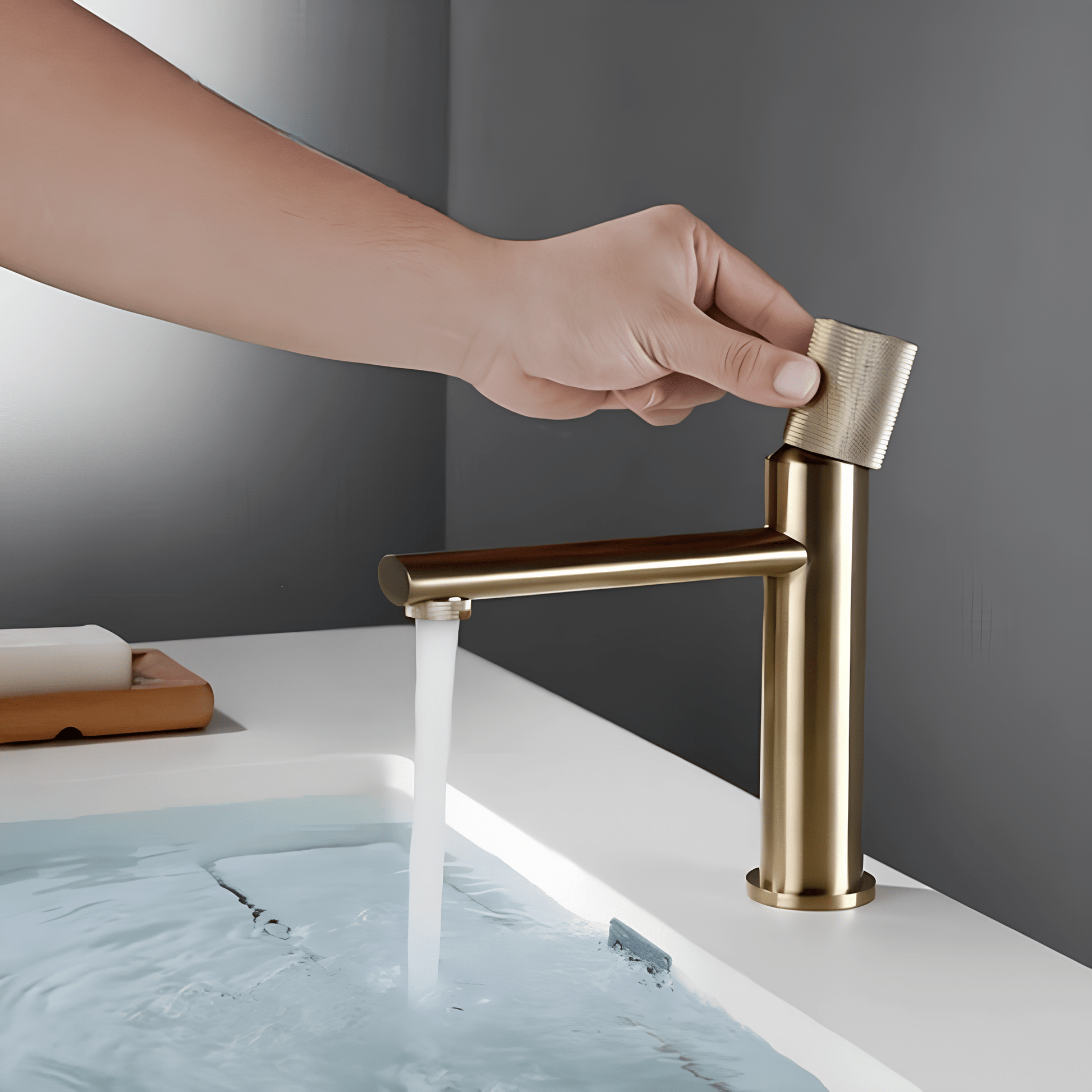 Robinet de lavabo moleté en laiton brossé – Mitigeur design or