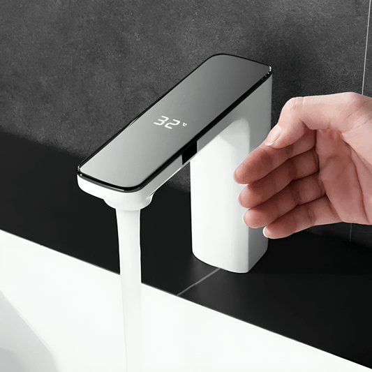 Robinet intelligent salle de bain blanc – Affichage température | Design moderne